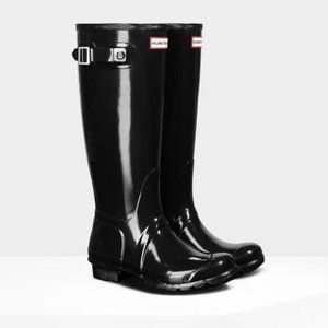 Hunter Ladies' Tall Gloss Black Rain Boot